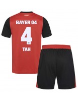 Otroške Nogometnih dresov Bayer Leverkusen Jonathan Tah #4 Domači 2024-25 Kratki rokavi (+ hlače)